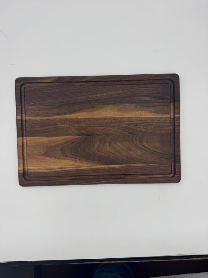 Labell Maple Walnut Edge Grain Cutting Board 12″ x 18″
