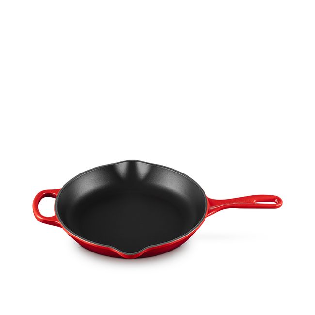 Le Creuset 30cm Signature Iron Handle Skillet - Cerise