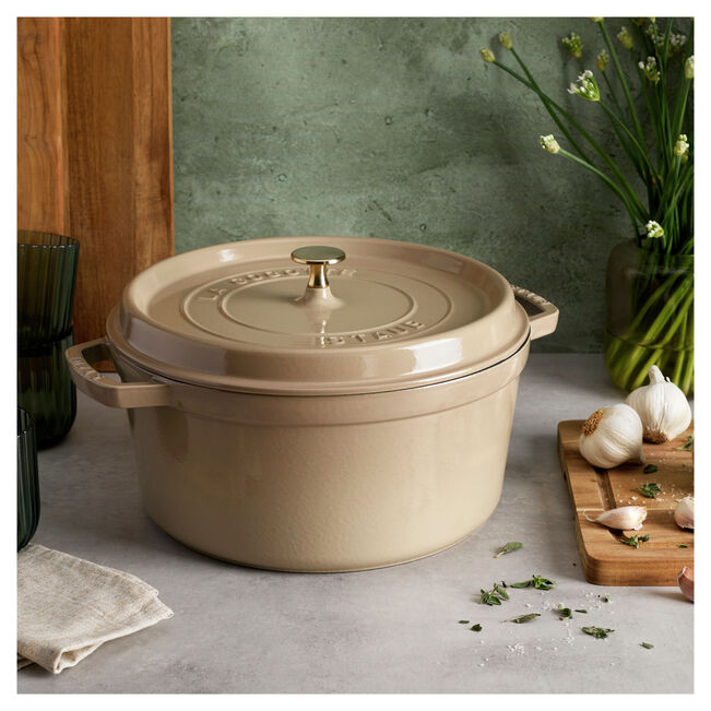 Cocotte ronde en fonte STAUB 3,7 L - Sésame