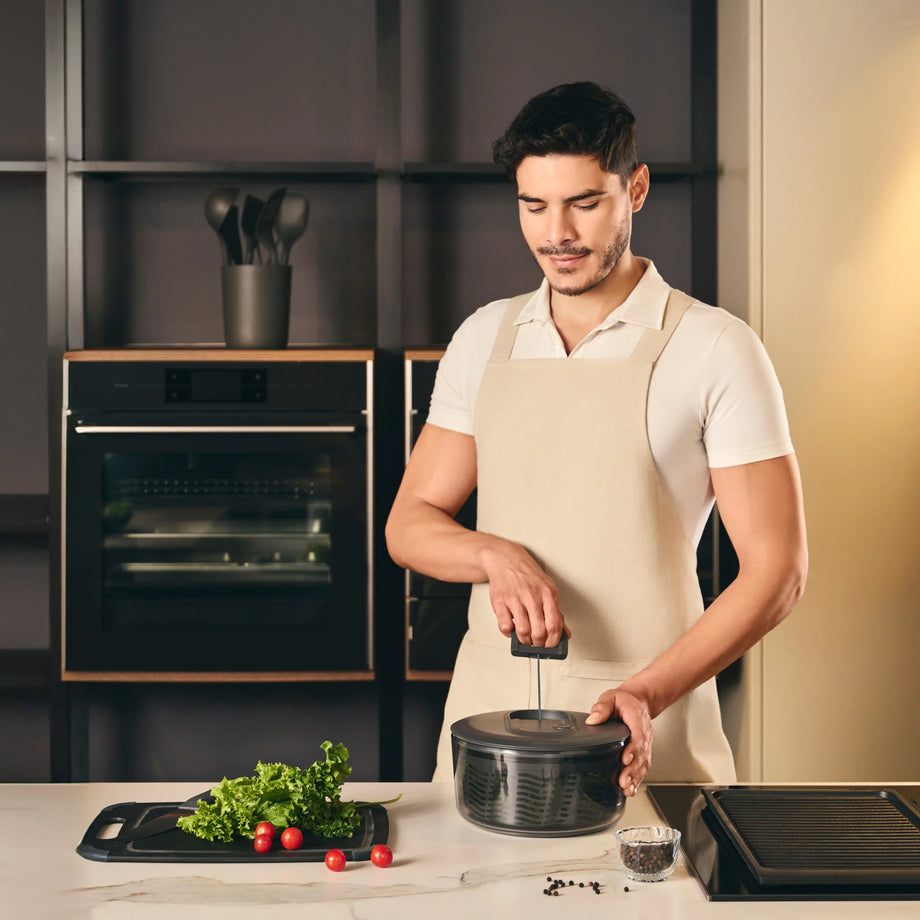 Zyliss Easy Spin®  Salad Spinner - Small