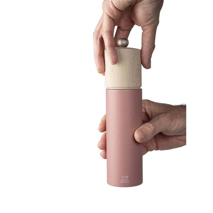 Moulin à poivre Peugeot Boréal Noyer - 21 cm / 8 1/4"