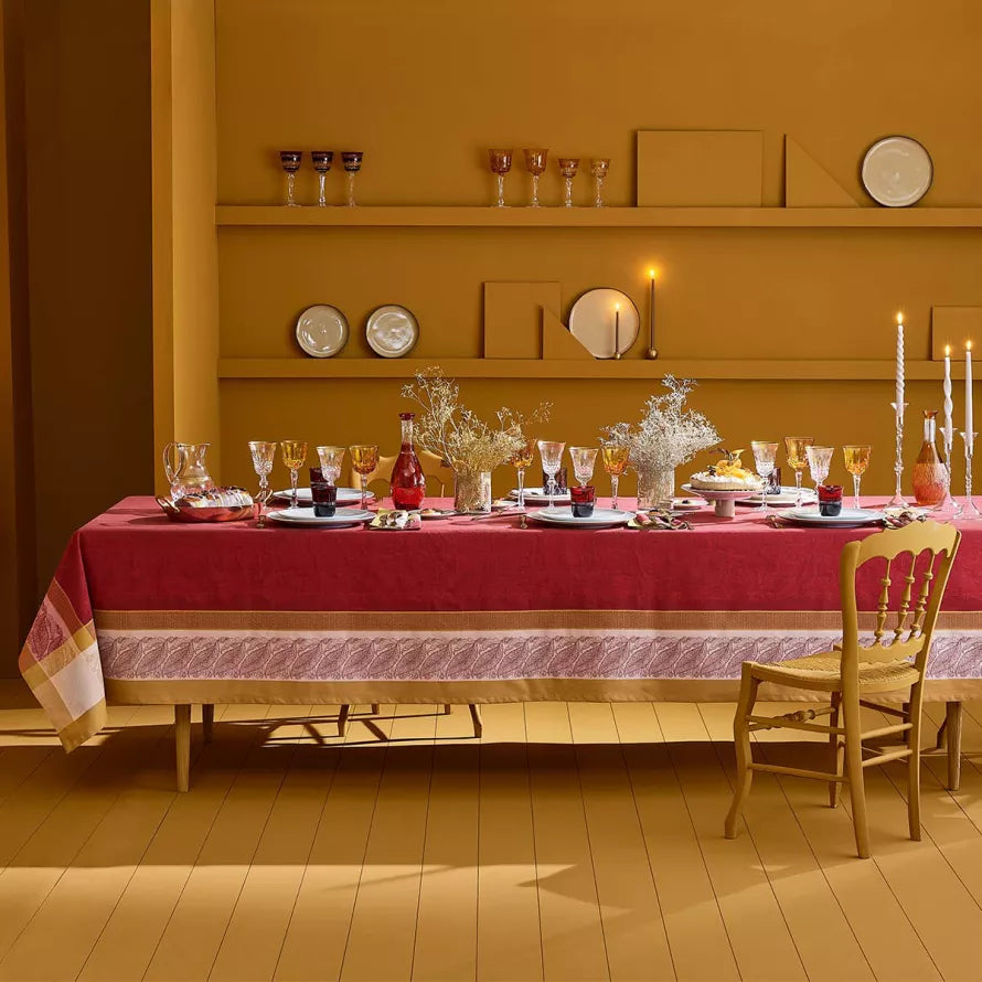 Garnier-Thiebaut Tablecloth - Alexandria Rubis - 69 x 100"