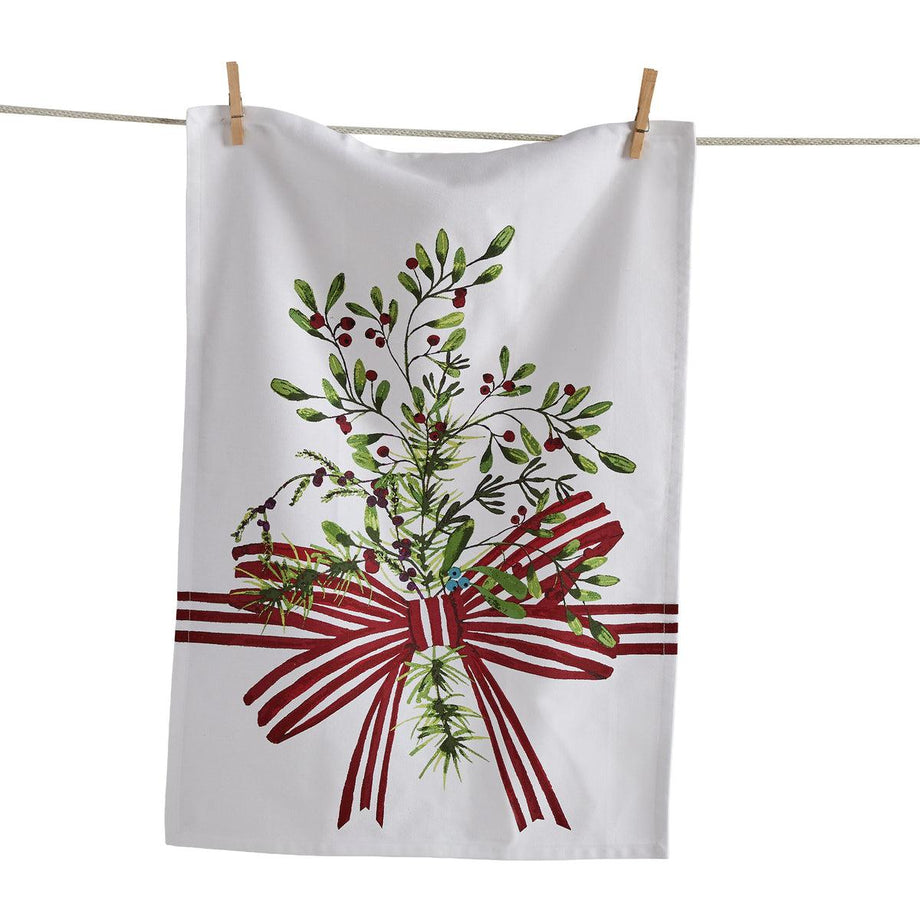 TAG Winter Berries Center Garland Dishtowel
