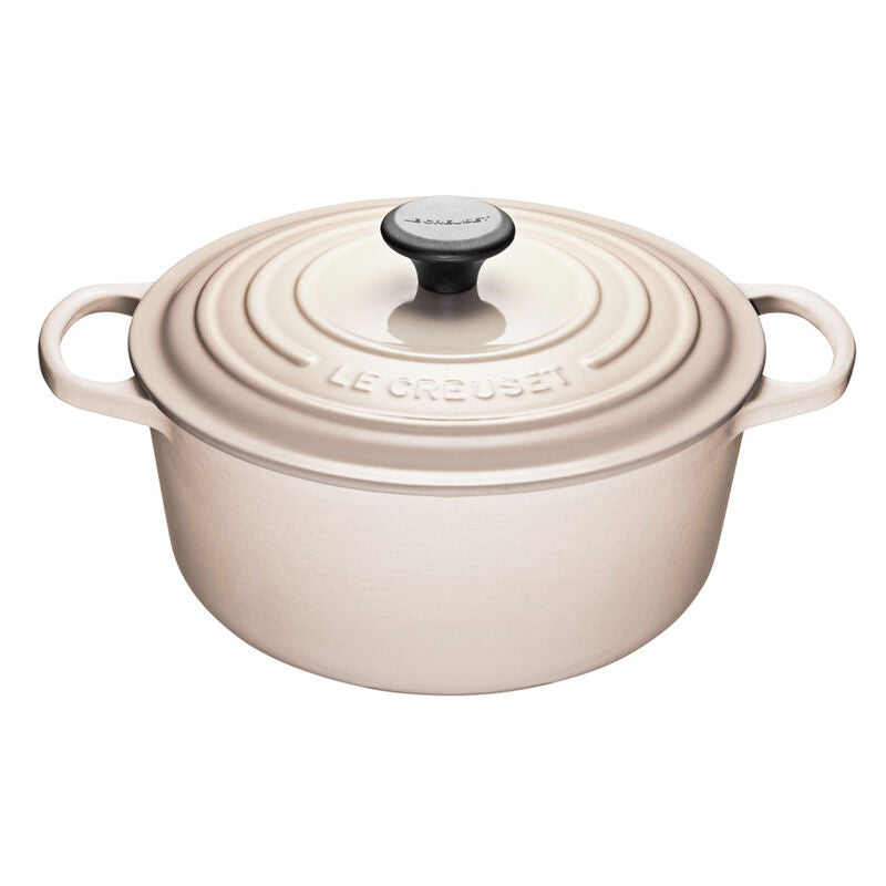 Le Creuset 5.3L Signature Round French Oven - Meringue