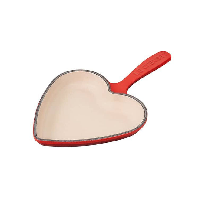 Le Creuset 26 cm Heart Skillet - Cerise