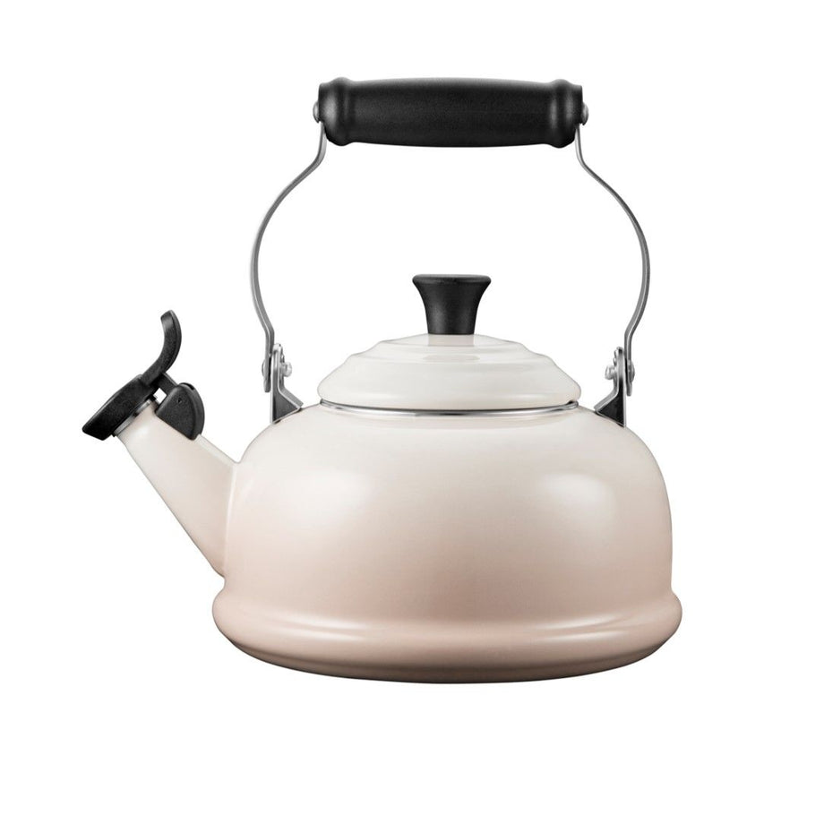 Le Creuset 1.6L Classic Whistling Kettle - Meringue