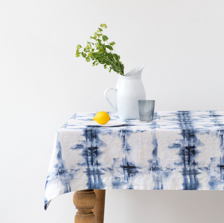 Linen Tales Linen Tablecloth - Tie Dye / 6-8 ppl (140cm x 200cm) — Floor Model